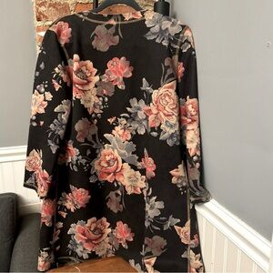 Beautiful Rain & Rose Long Duster Cardigan Lightweight Faux Suede Size M Floral